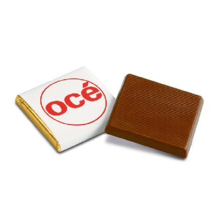 Vierkant chocolaatje met persoonlijke wikkel