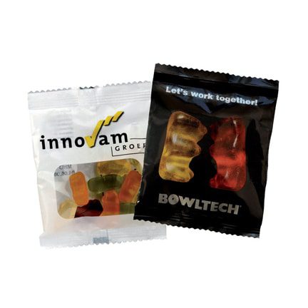 Bedrukt zakje fruitgums als zoet weggevertje