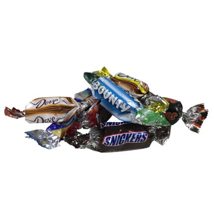 Feestelijke Celebrations als vulling van uw snoeppot met logo als relatiegeschenk